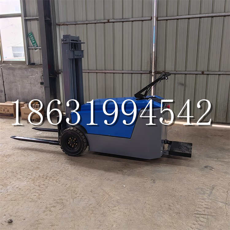 站前区全电动叉车插腿式堆高车液压装卸车1.5吨升高小型站驾式铲车